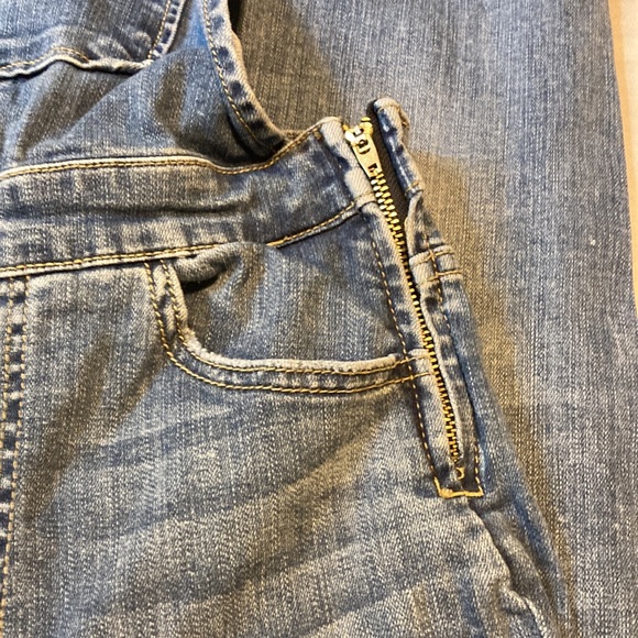 Sneak peek bib overalls size M - Picture 7 of 8